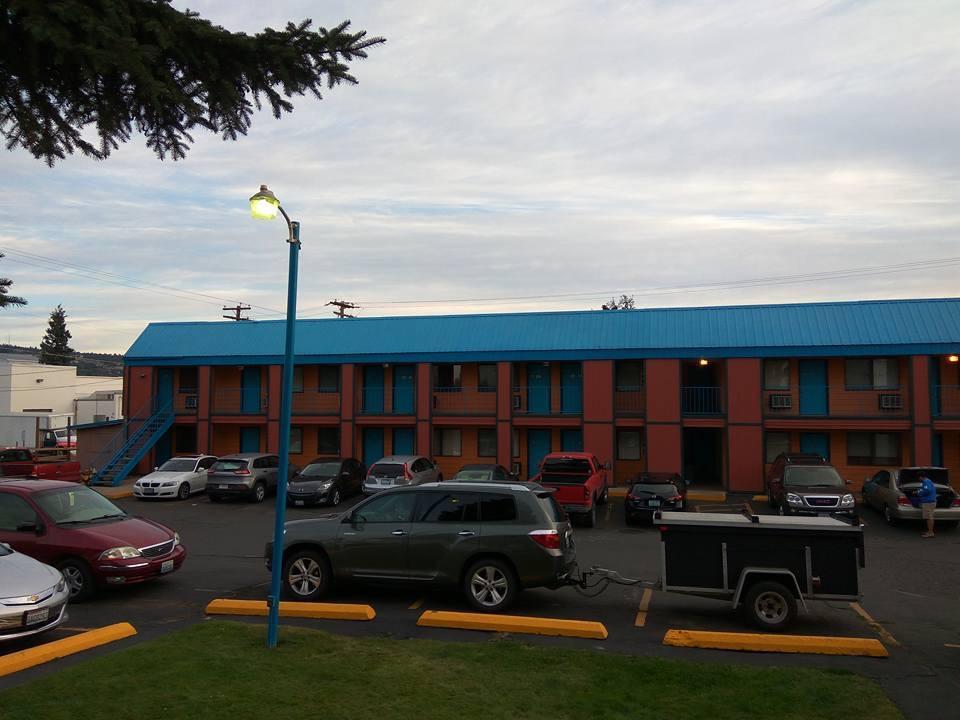 Motel West Bend Exterior foto